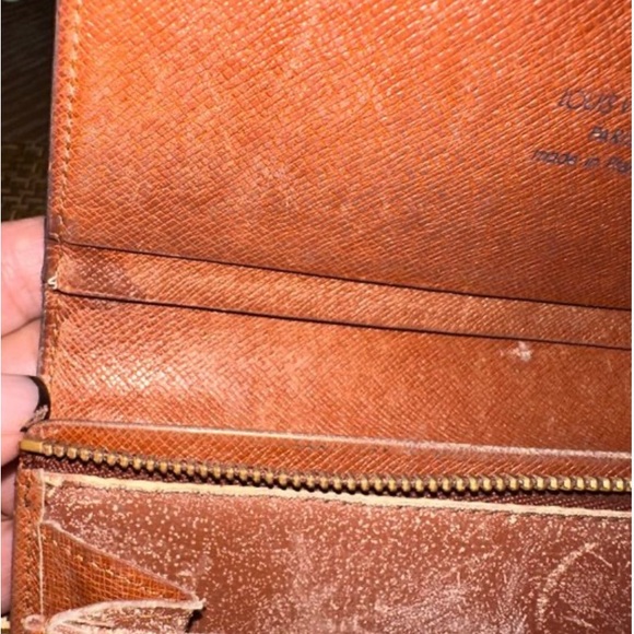 Louis Vuitton Monogram Snap Wallet - Picture 14 of 14